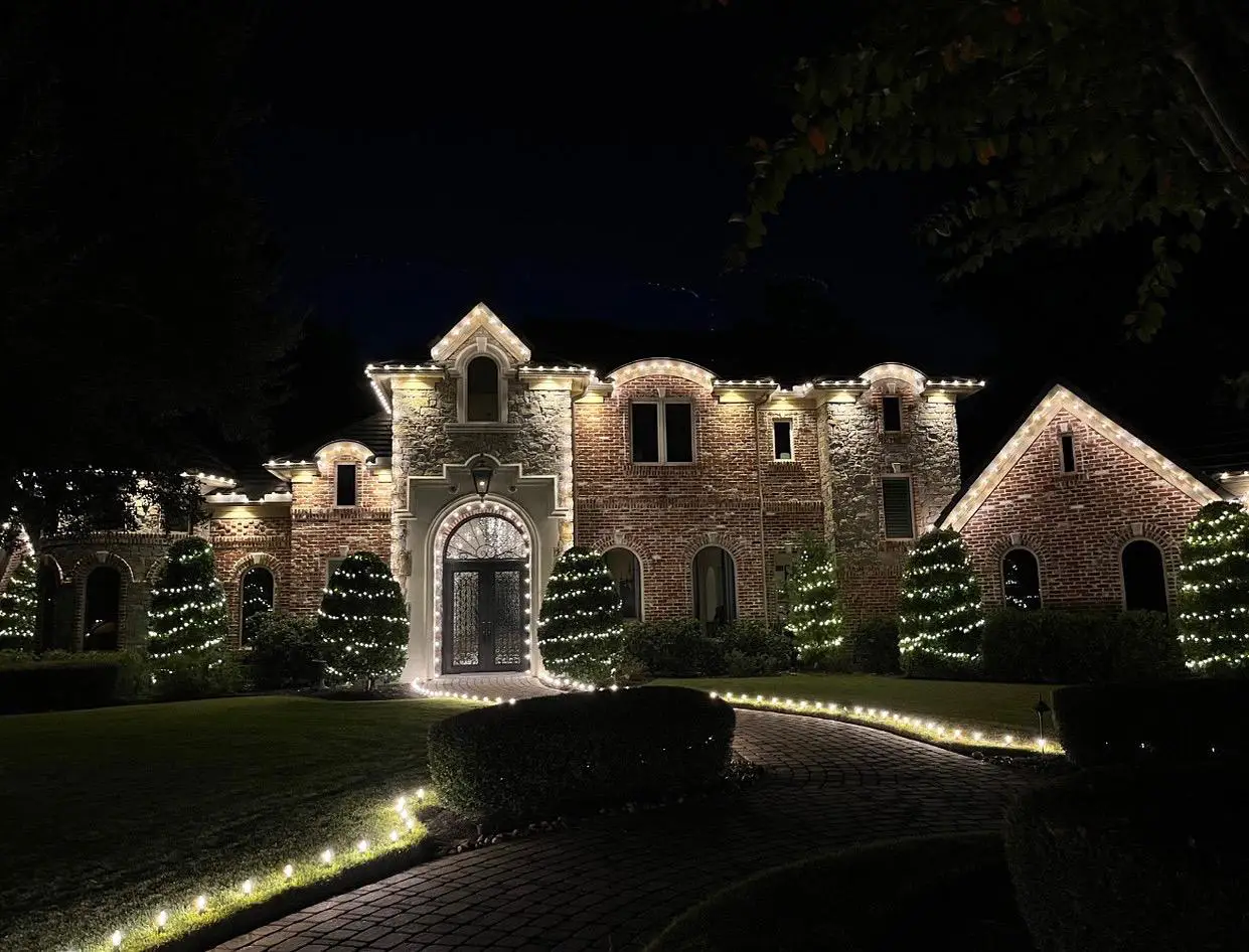 Christmas Lighting installation in Houston, Texas