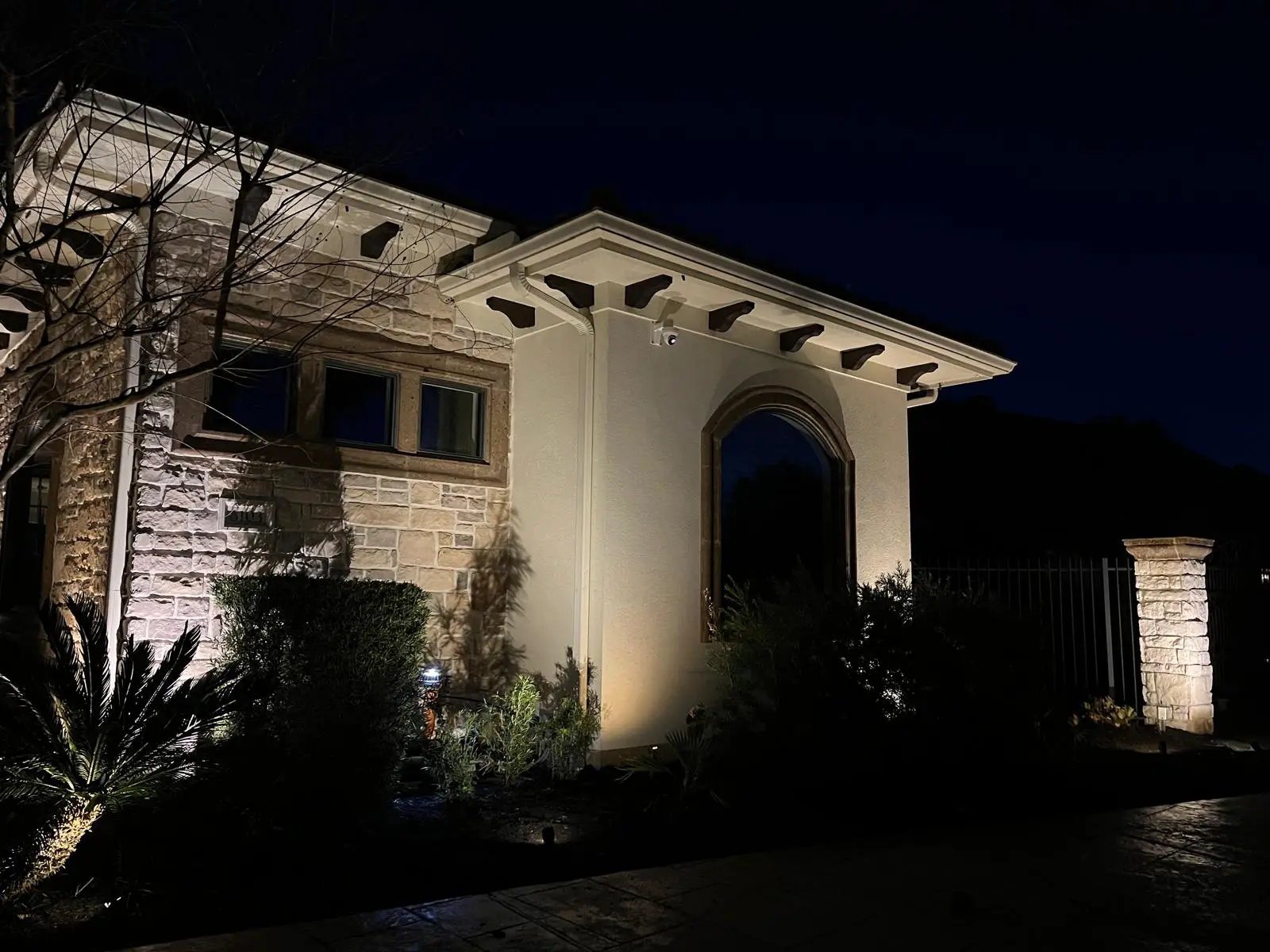 Landscape Lighting installation in Houston, Texas
